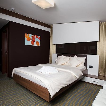 Katerain Hotel, Restaurace, Wellness Όπαβα Εξωτερικό φωτογραφία