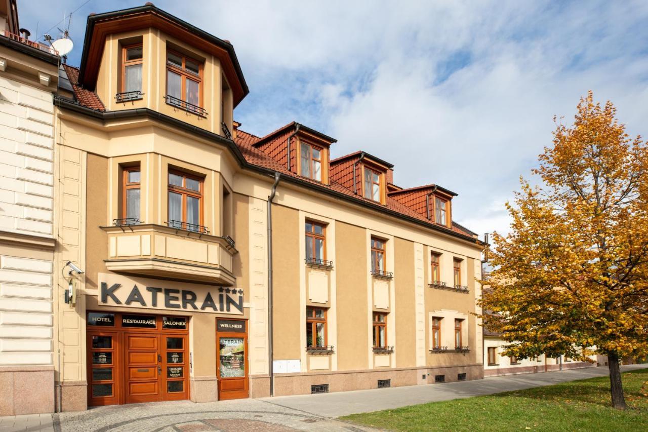 Katerain Hotel, Restaurace, Wellness Όπαβα Εξωτερικό φωτογραφία